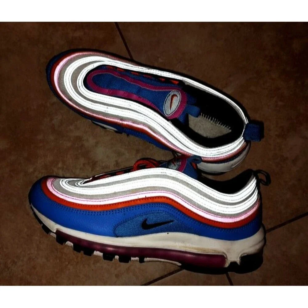 Nike pre owned
